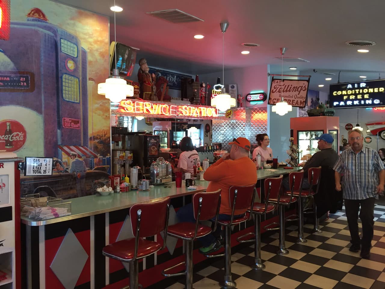 Nutcracker Family Restaurant Pataskala, OH Breakfast With Nick