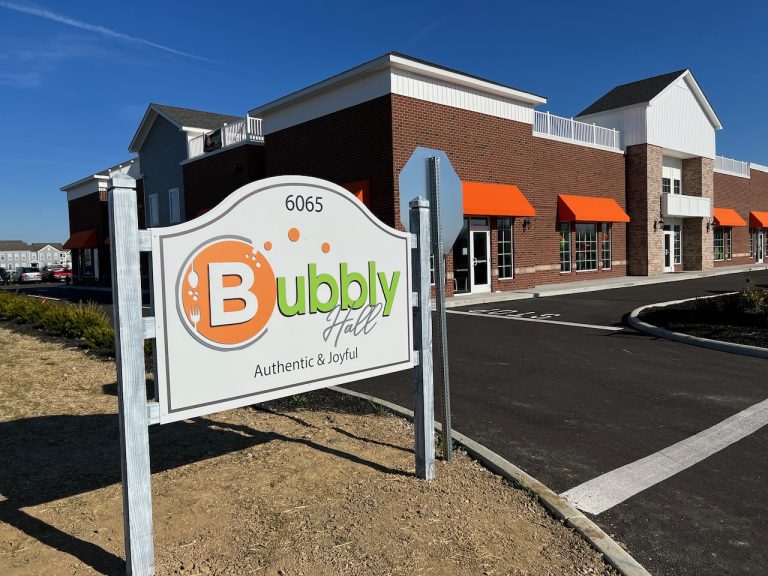 Bubbly Hall Food Hall Opens in New Albany Breakfast With Nick