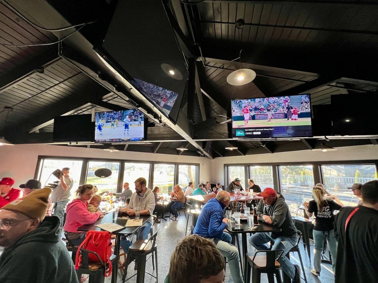 Shakers Public House Opens in New Worthington Location Karinokada