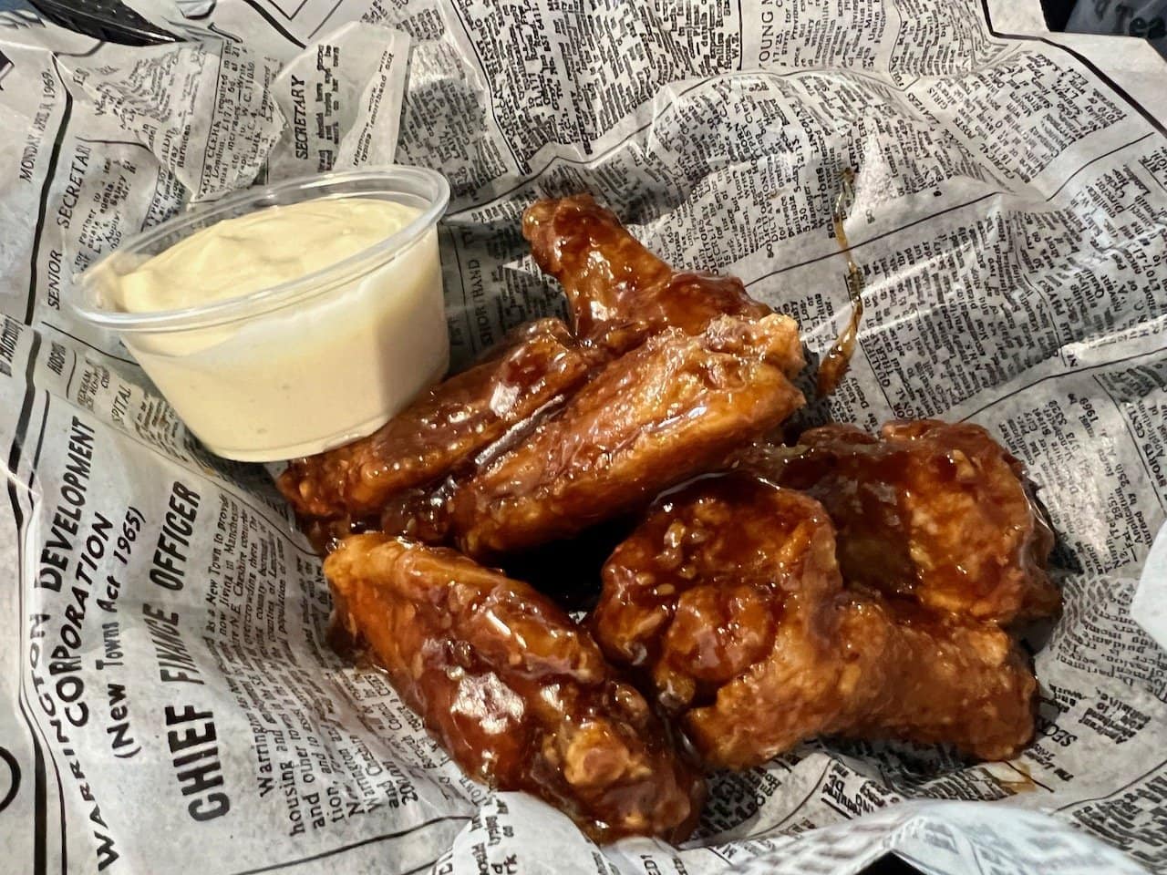 Shakers Public House Opens in New Worthington Location Karinokada