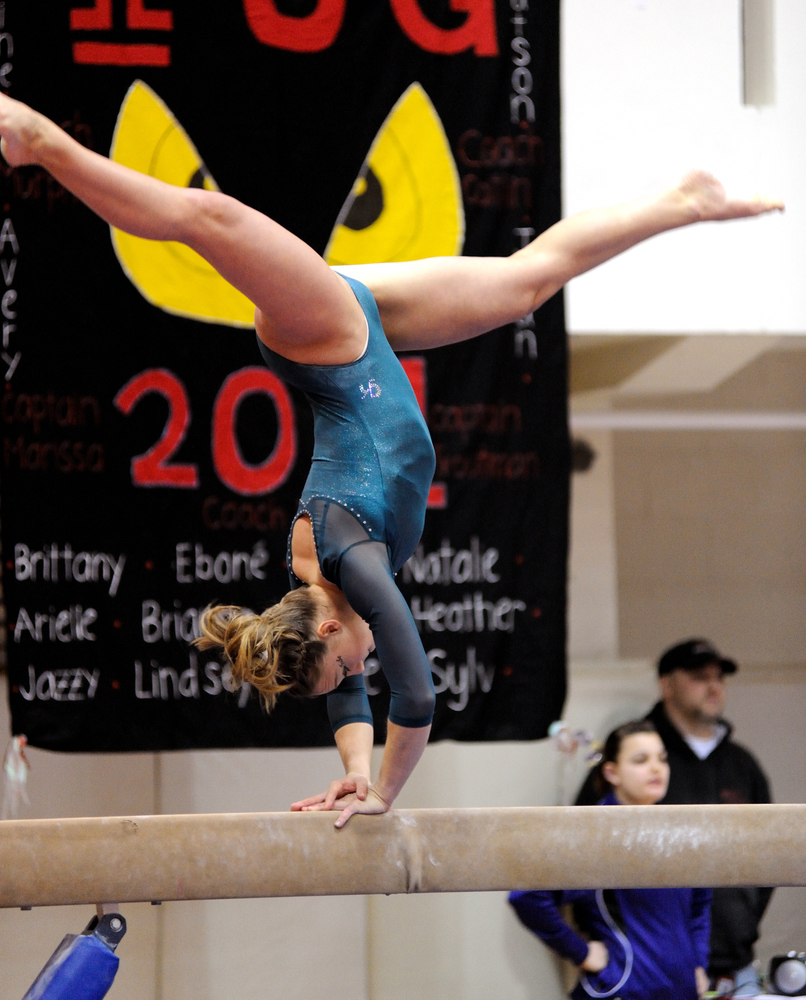 Strength & Conditioning Roger Harrell Week 1, Day 4 Breaking Muscle