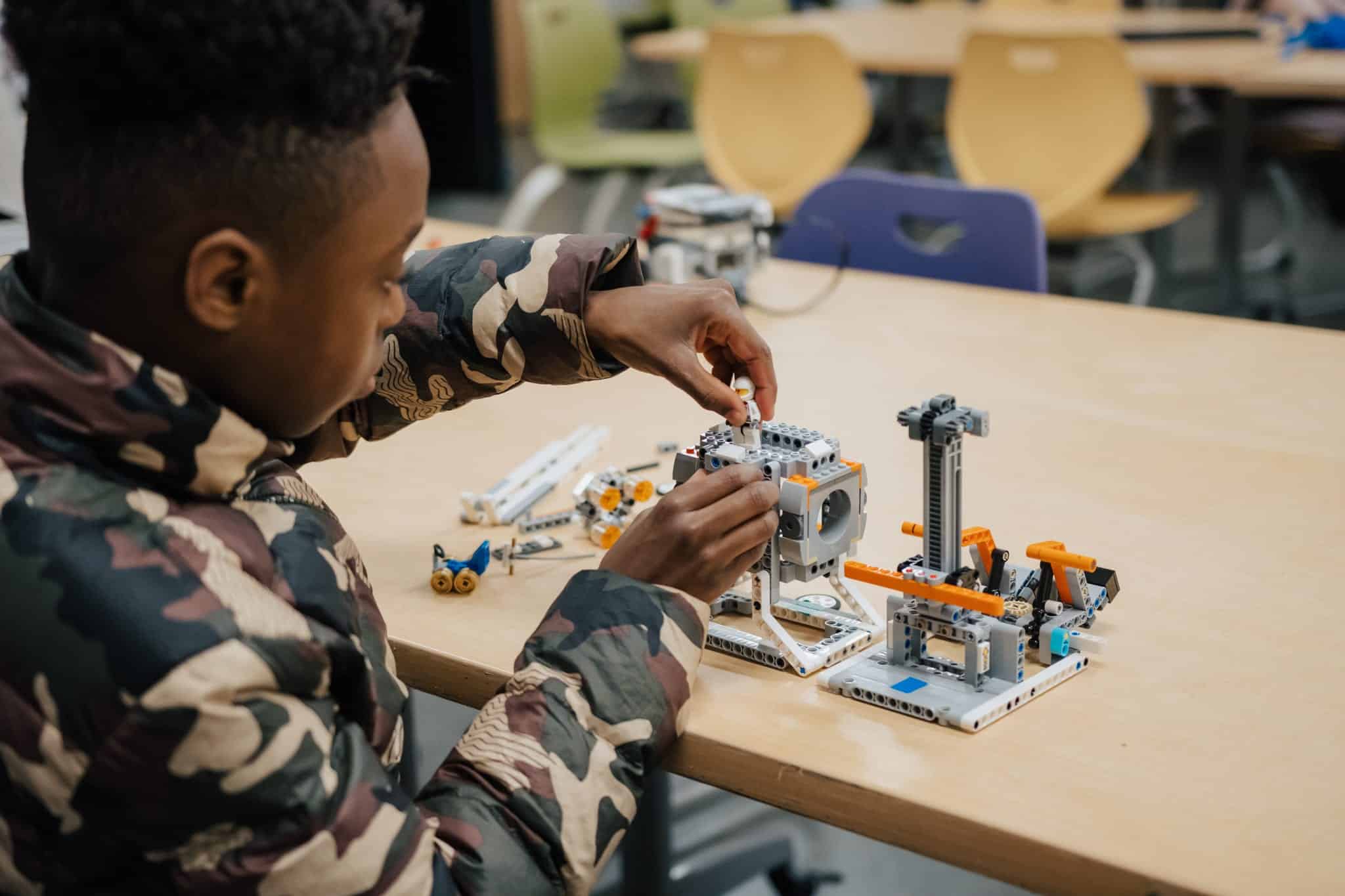 Robotics Students Address Challenges With Engineering Breakthrough