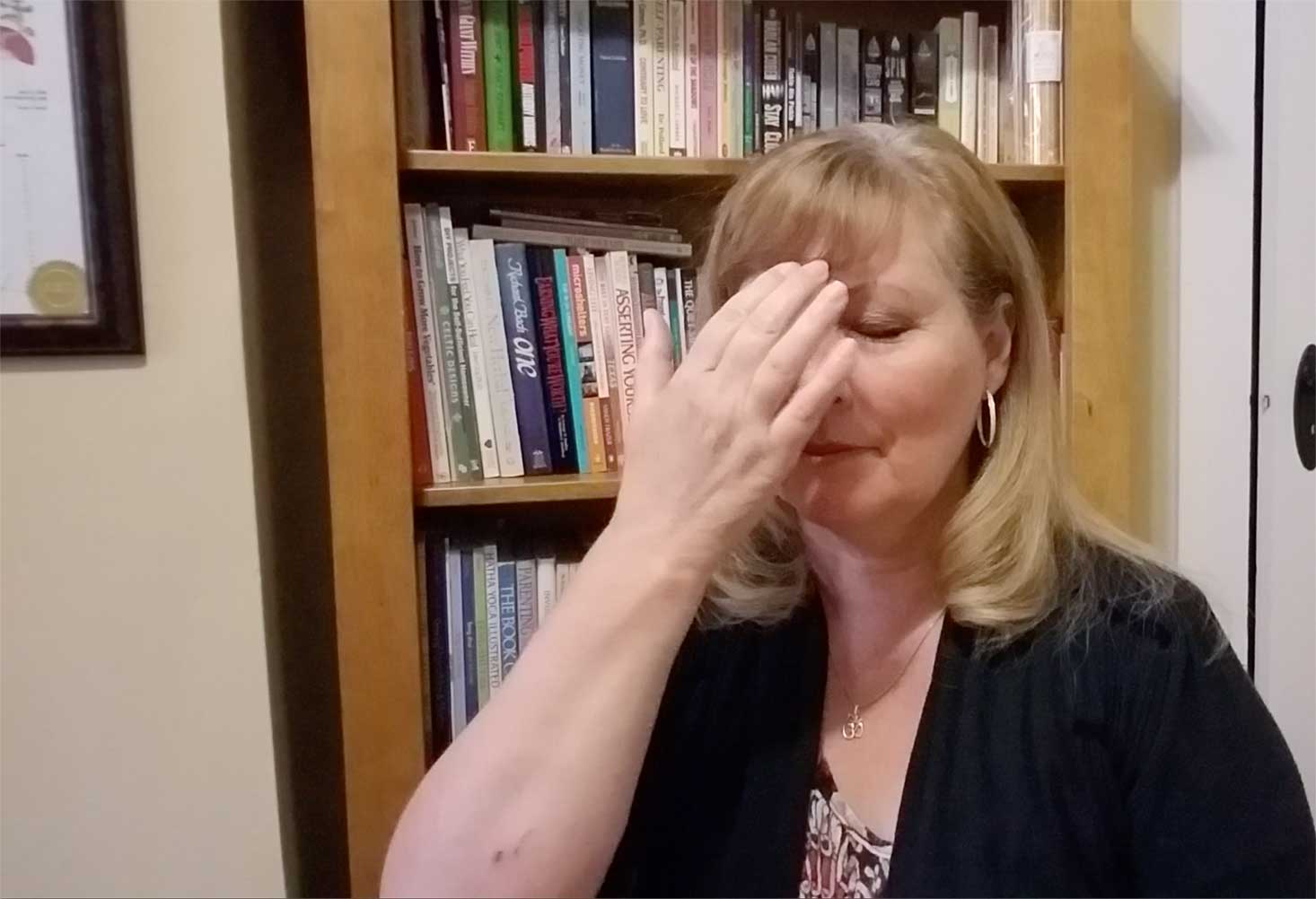 Tapping-start - Breakthrough Mindsets Solutions | Rewire Your Brain For