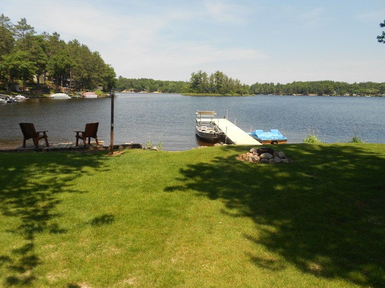 Breezy Bay Cottage on Lake Nokomis Tomahawk, Wisconsin