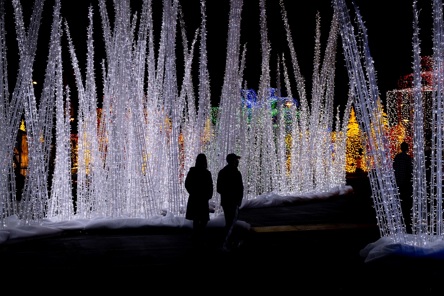Tinseltown Holiday Spectacular A Brand New Major Holiday Light Show