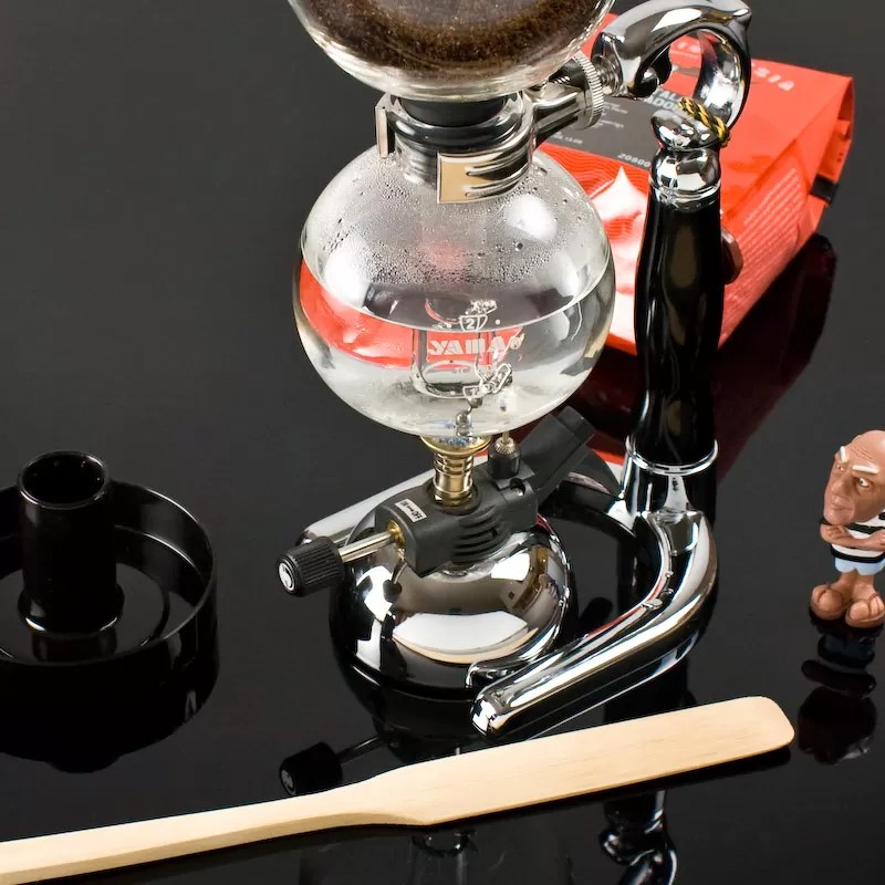 Using a Siphon Coffee Maker