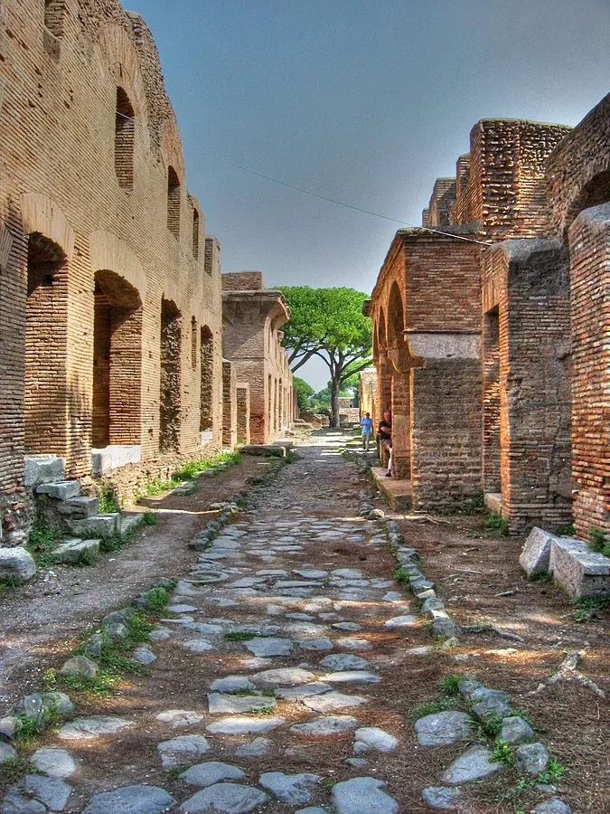 The Roman Way of Life and Death at Ostia, the Port of Rome