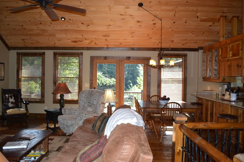 Creektopia on Fightingtown Creek Cabin Rentals