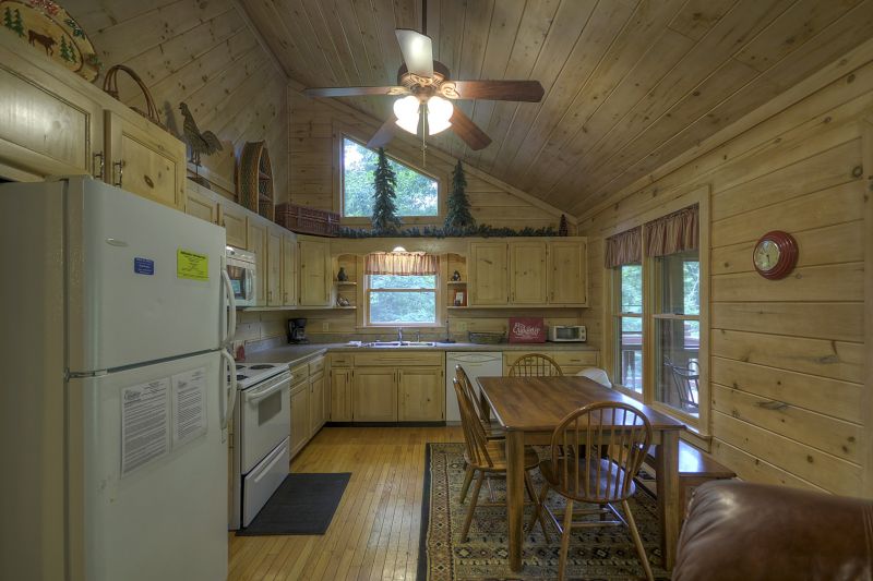 Sugar Creek Retreat Cabin Rentals