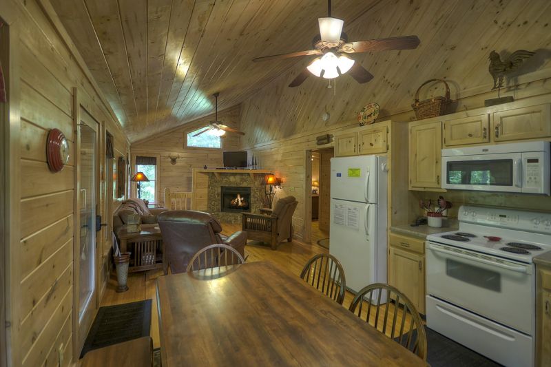 Sugar Creek Retreat Cabin Rentals
