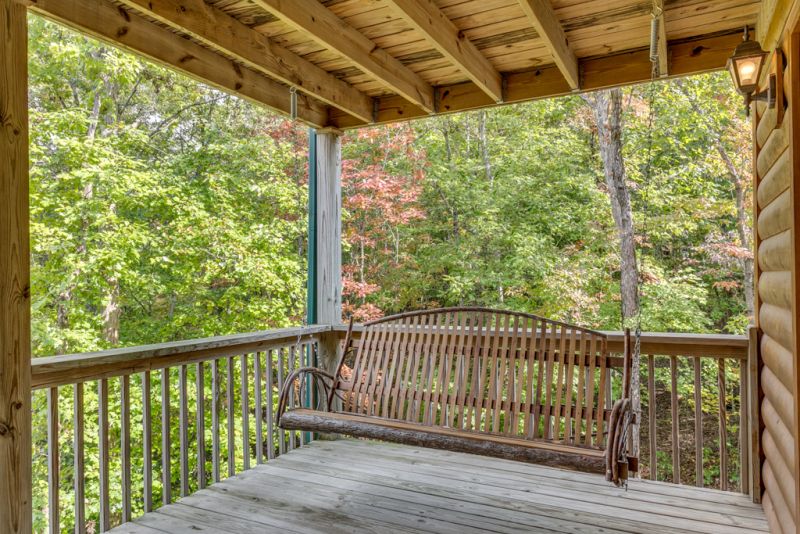 Treetops Cabin Rentals