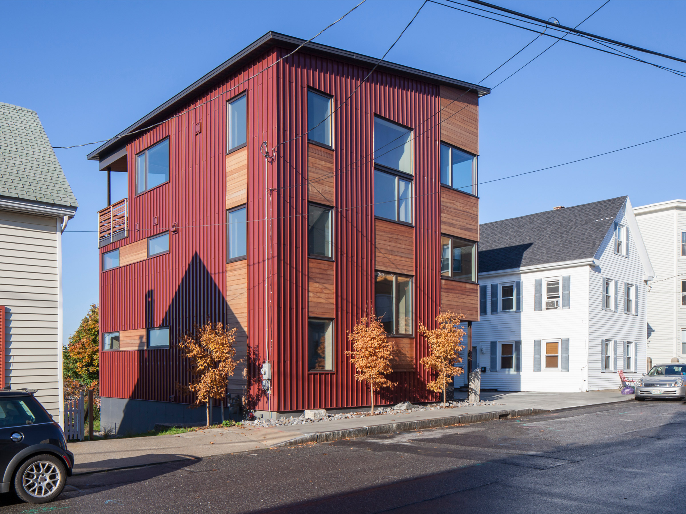 Munjoy Hill Modern ⋆ Net Zero Ready Urban Infill ⋆ BRIBURN Architecture