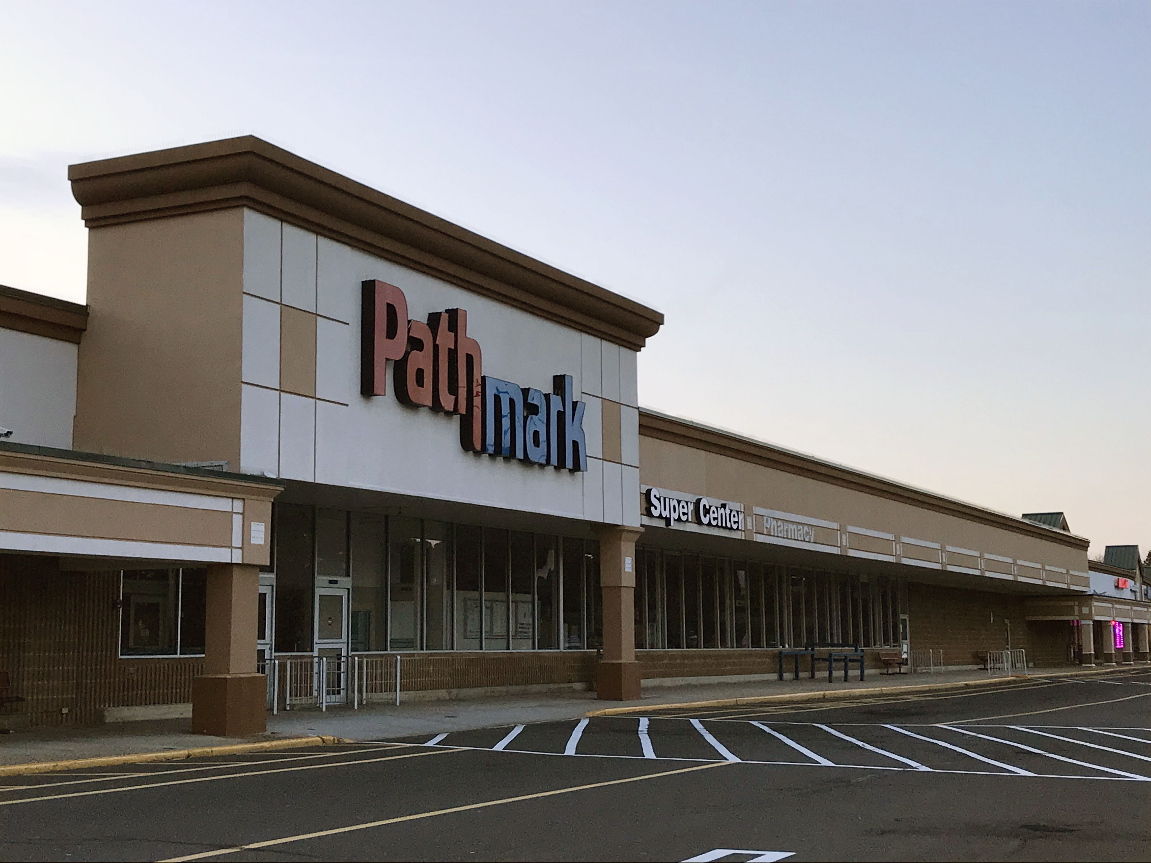 Brick Residents Ask Can This Shopping Center Be Saved? Brick, NJ