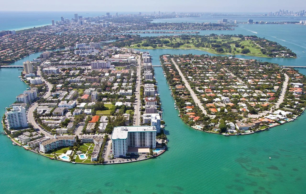 Bay Harbor Islands Condos Sales & Rentals