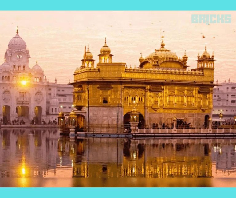 Golden Temple Architecture, Attractions, Timings & How to Reach