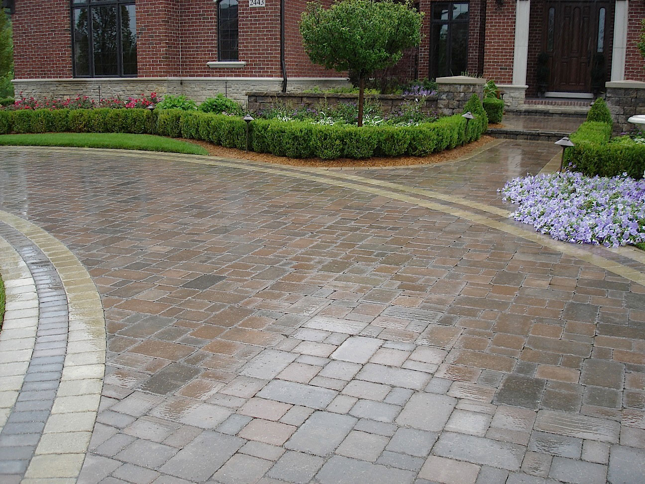 Driveways Auto Courts Brickside Paving Inc. Oxford MI