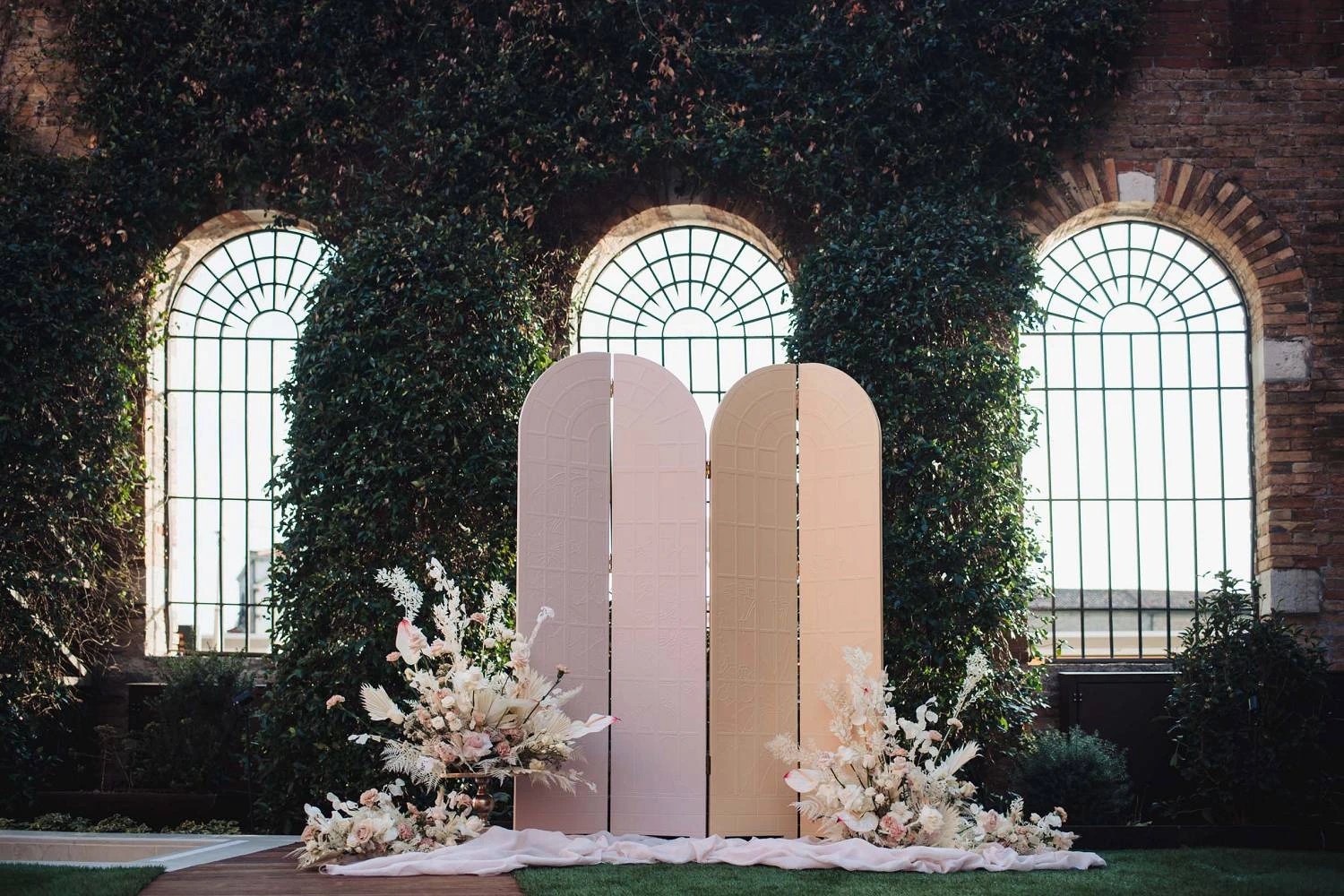 Wedding planning checklist for a destination wedding in Italy Bride