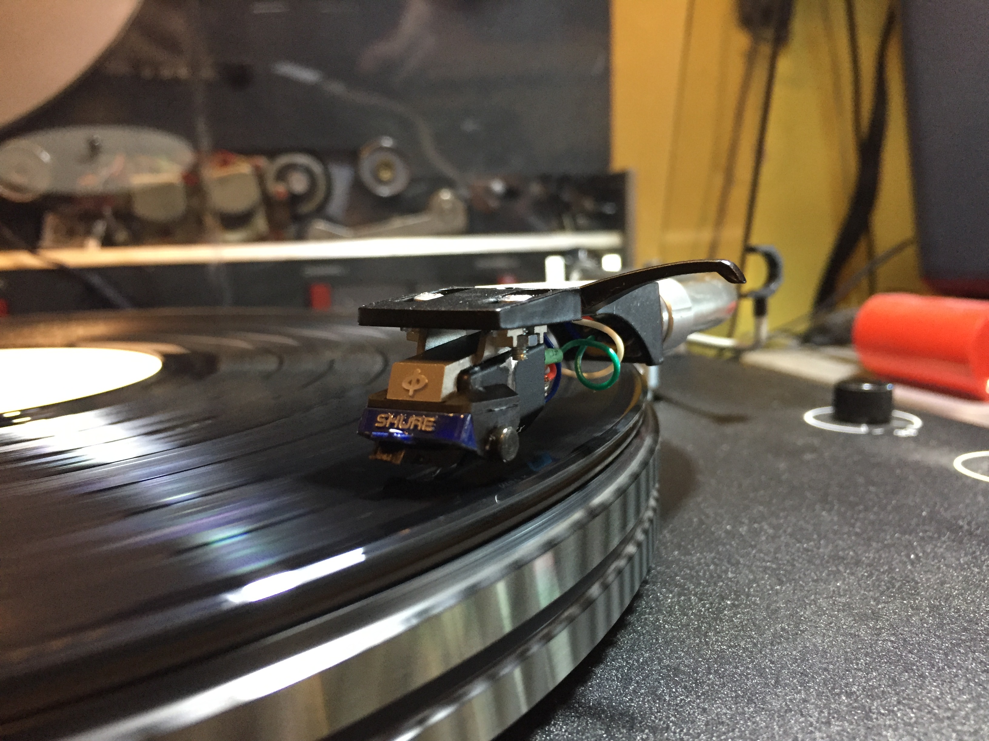Inside a Telefunken S600 BeltDrive Turntable — Brideswell Associates