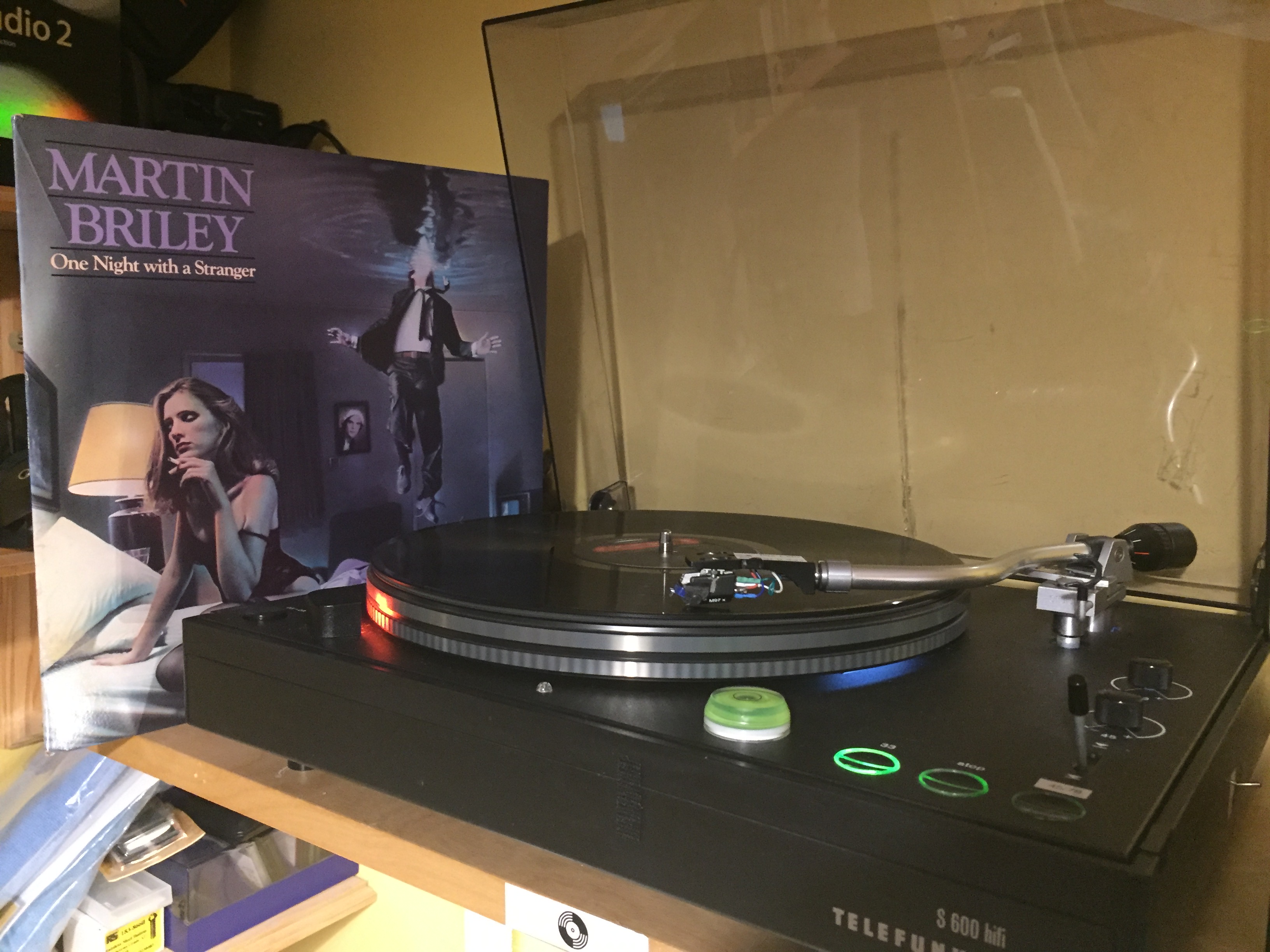 Inside a Telefunken S600 BeltDrive Turntable — Brideswell Associates