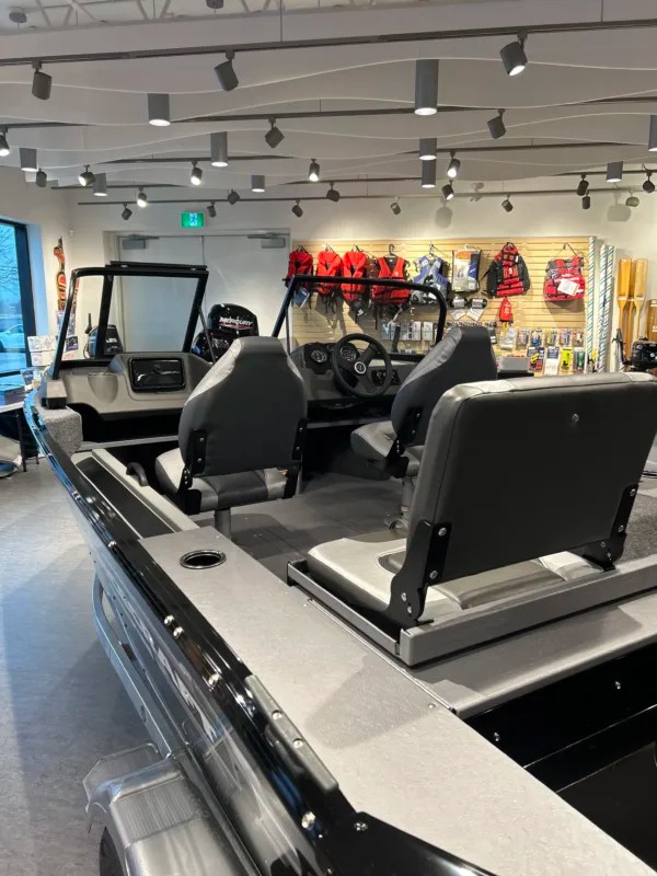 PRINCECRAFT AMAROK 166 WS BOAT FISHING BOAT PACKAGE Bridgeview Marine