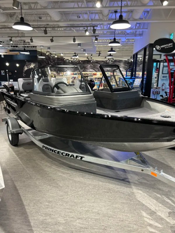 PRINCECRAFT AMAROK 166 WS BOAT FISHING BOAT PACKAGE Bridgeview Marine