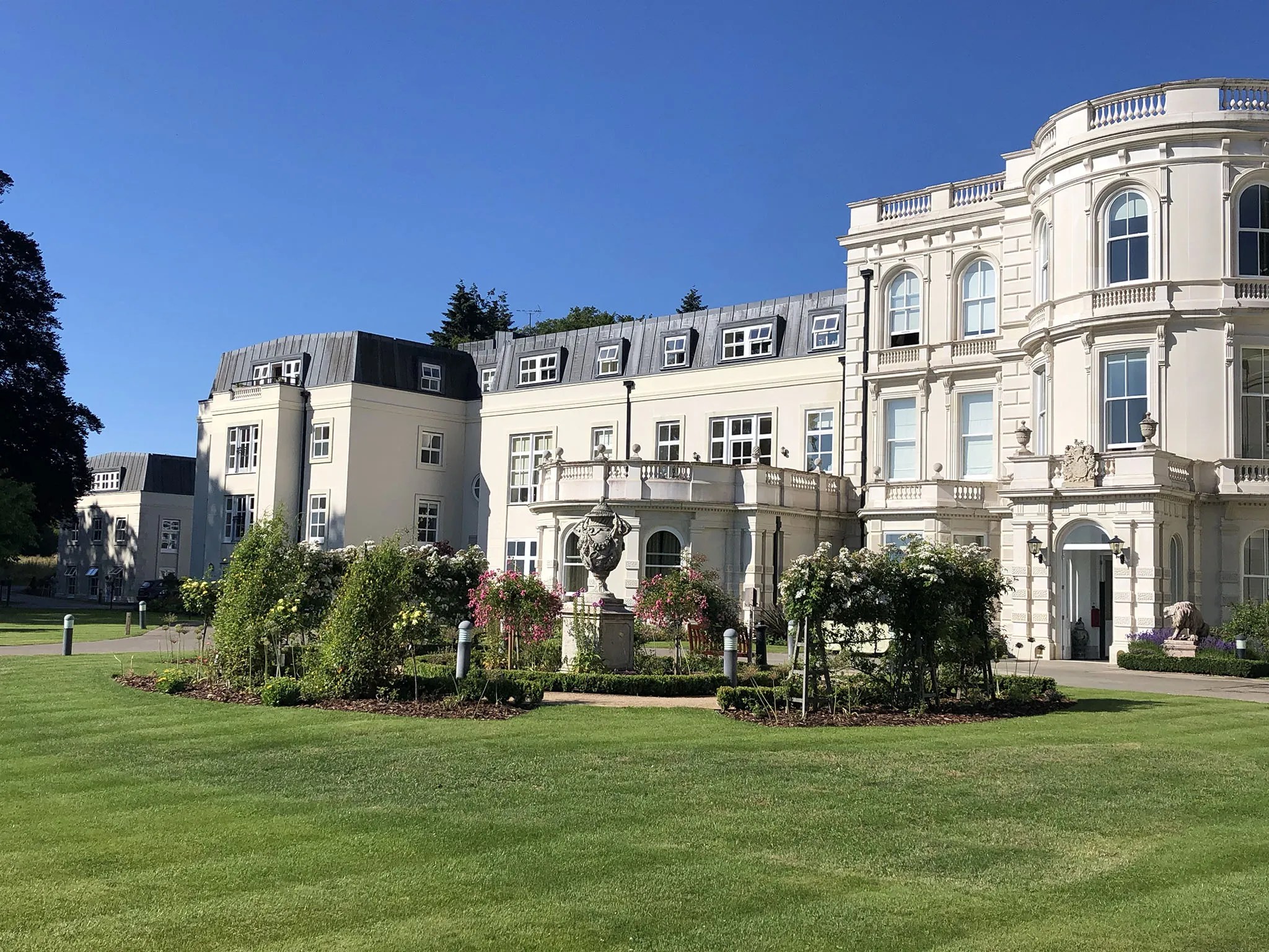Inglewood House, Kintbury Brierty Decoration