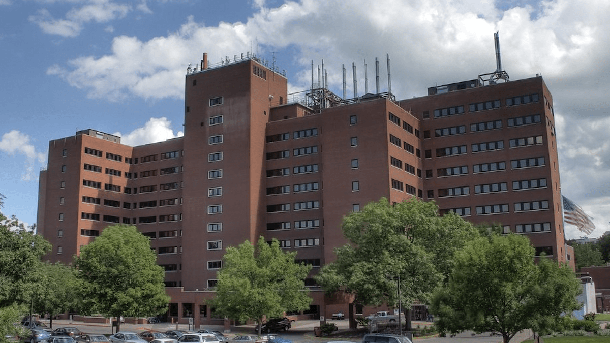 VA Medical Center Iowa City, Iowa BrightTree Studios