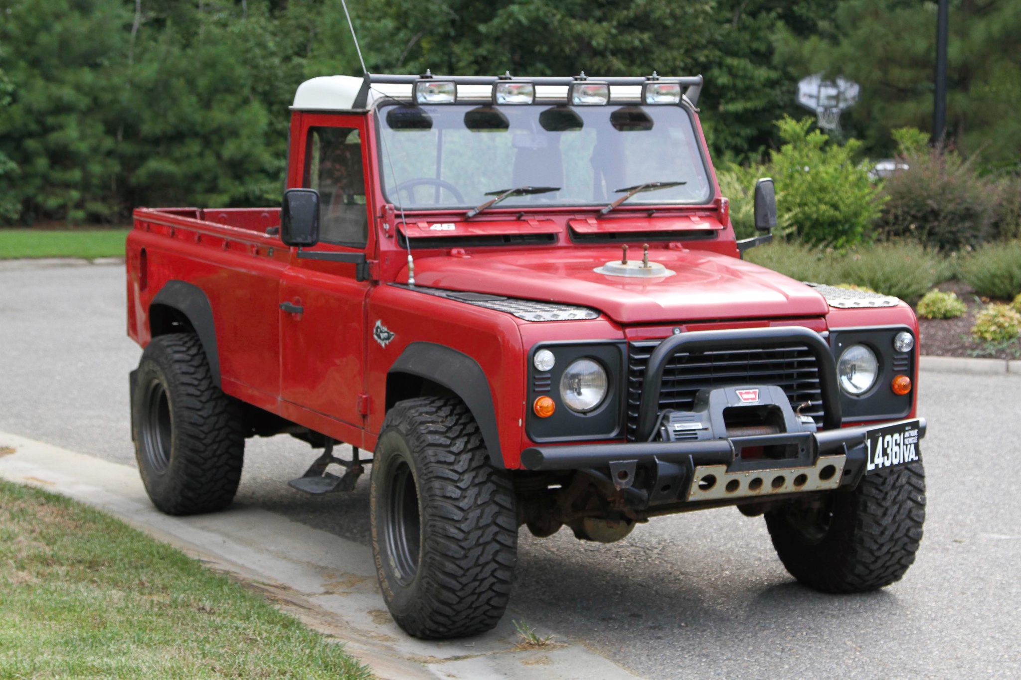 1986 Land Rover Defender 110 V8 Pickup for sale on BaT Auctions sold