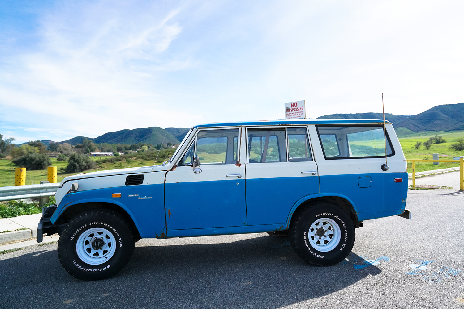 No Reserve 1972 Toyota Land Cruiser FJ55 Bring a Trailer