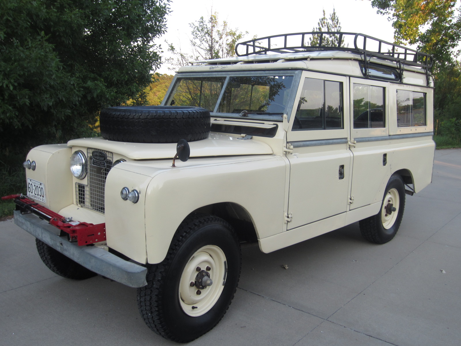 No Reserve 1965 Land Rover 109 Series IIA 4x4 for sale on BaT Auctions