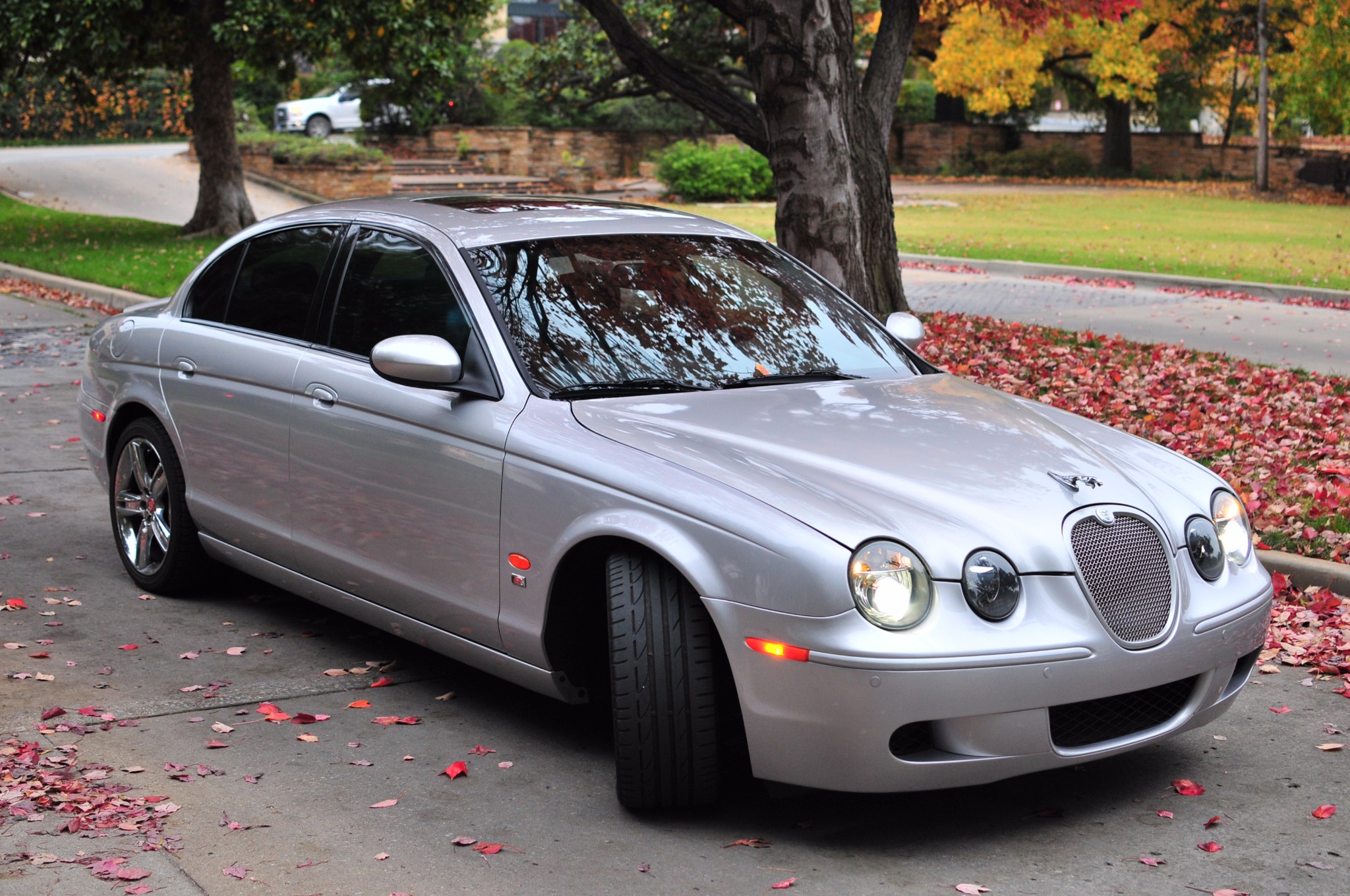 No Reserve 2005 Jaguar SType R for sale on BaT Auctions sold for
