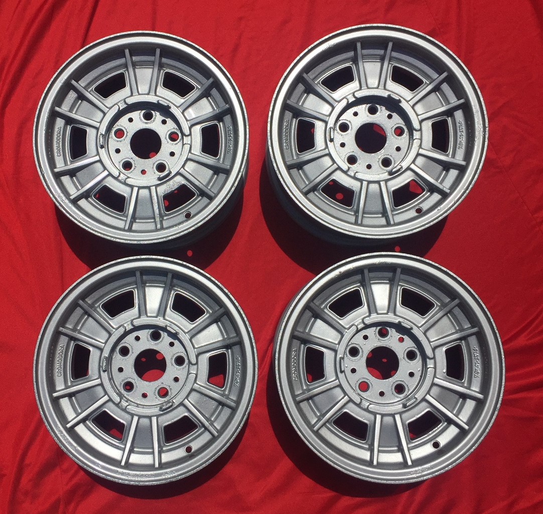 No Reserve 1971 Ferrari Dino 14x6.5" Cromodora Wheels for sale on BaT