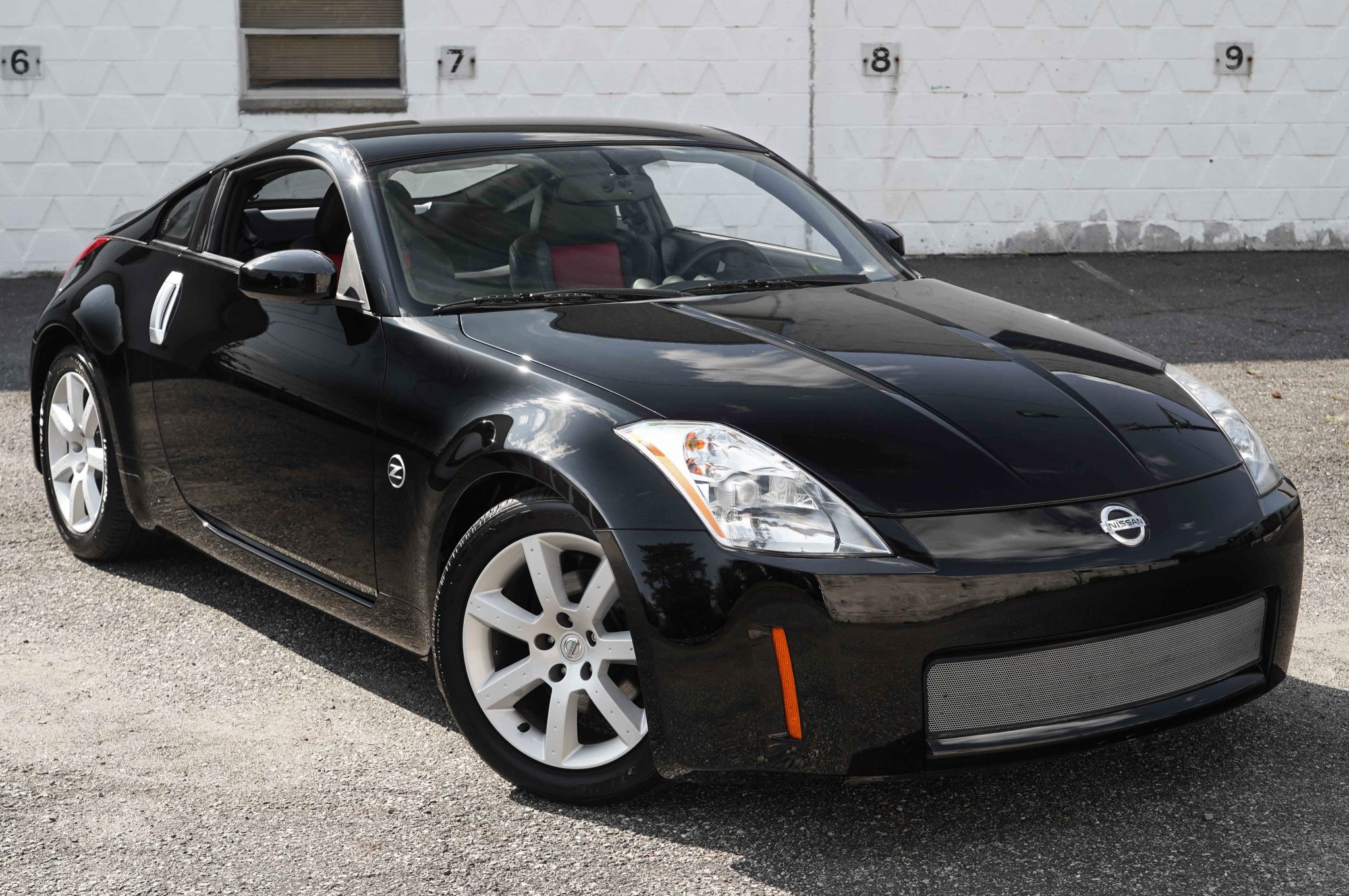 4,600-Mile 2004 Nissan 350Z Enthusiast Coupe 6-Speed for sale on BaT