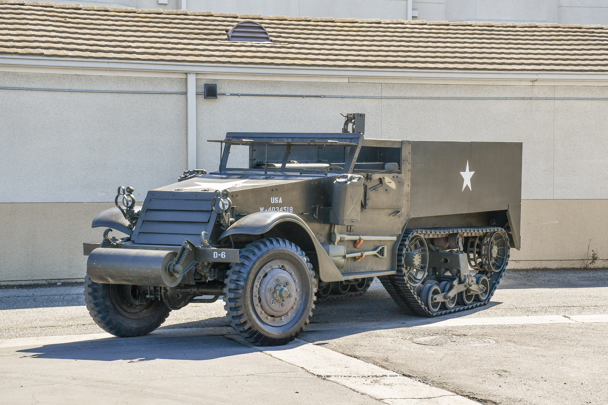 1943 White M2A1 Half-Track For Sale On Bat Auctions - Closed On October 21, 2021 (Lot #57,846) | Bring A Trailer