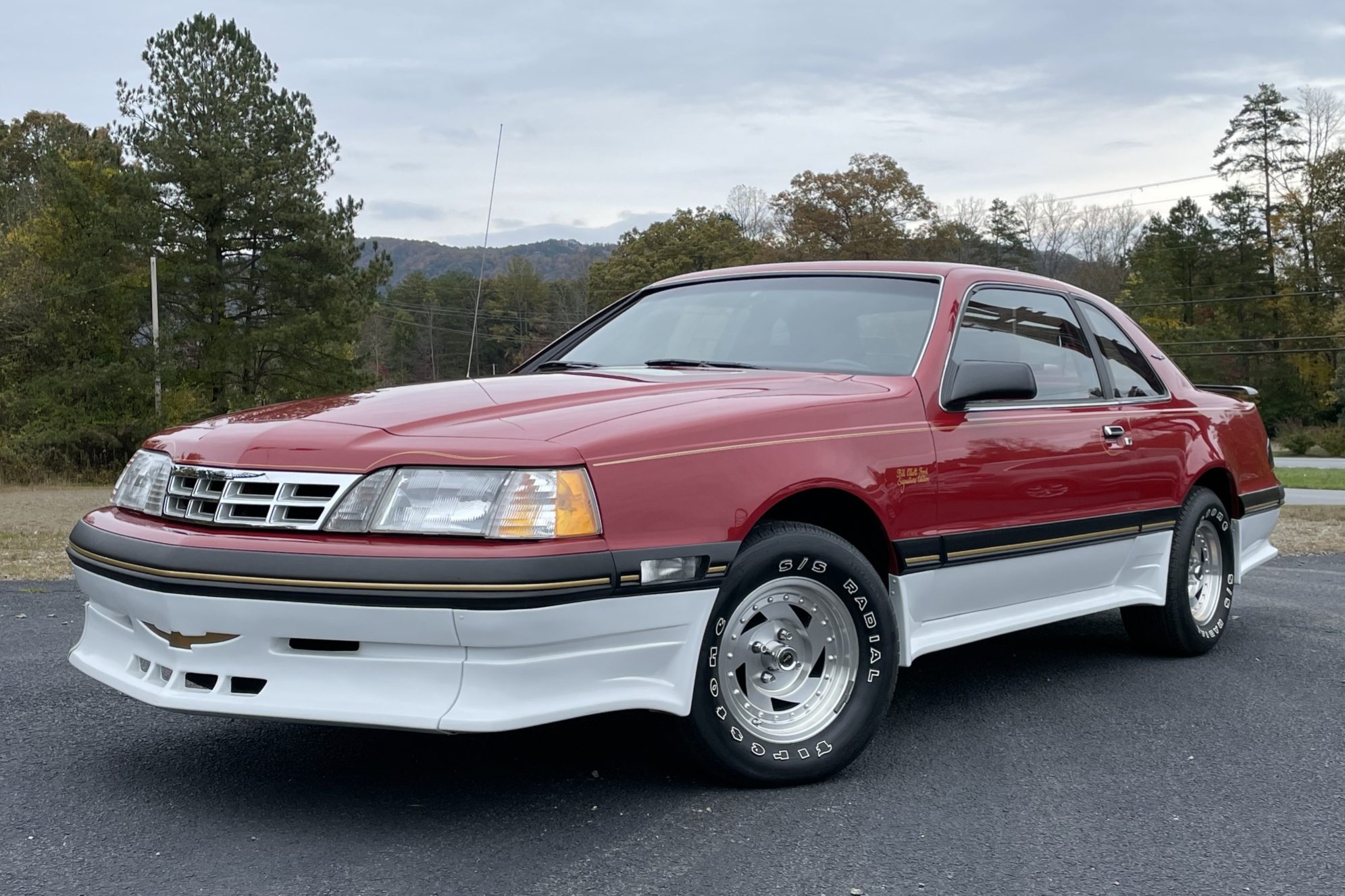 No Reserve 313Mile 1988 Ford Thunderbird Bill Elliott Edition for