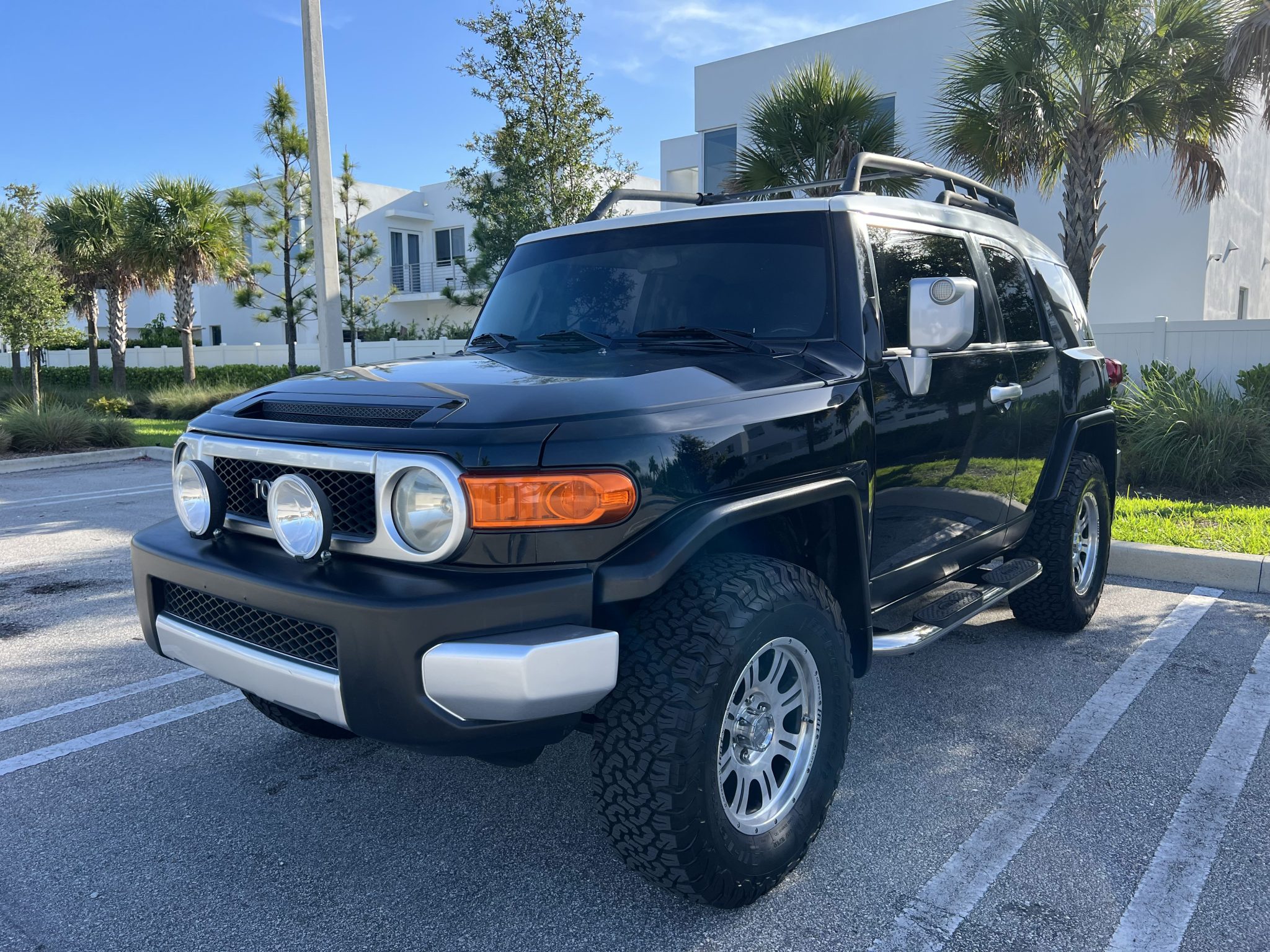 2008 Toyota FJ Cruiser for sale on BaT Auctions closed on August 8, 2022 (Lot 80,889) Bring