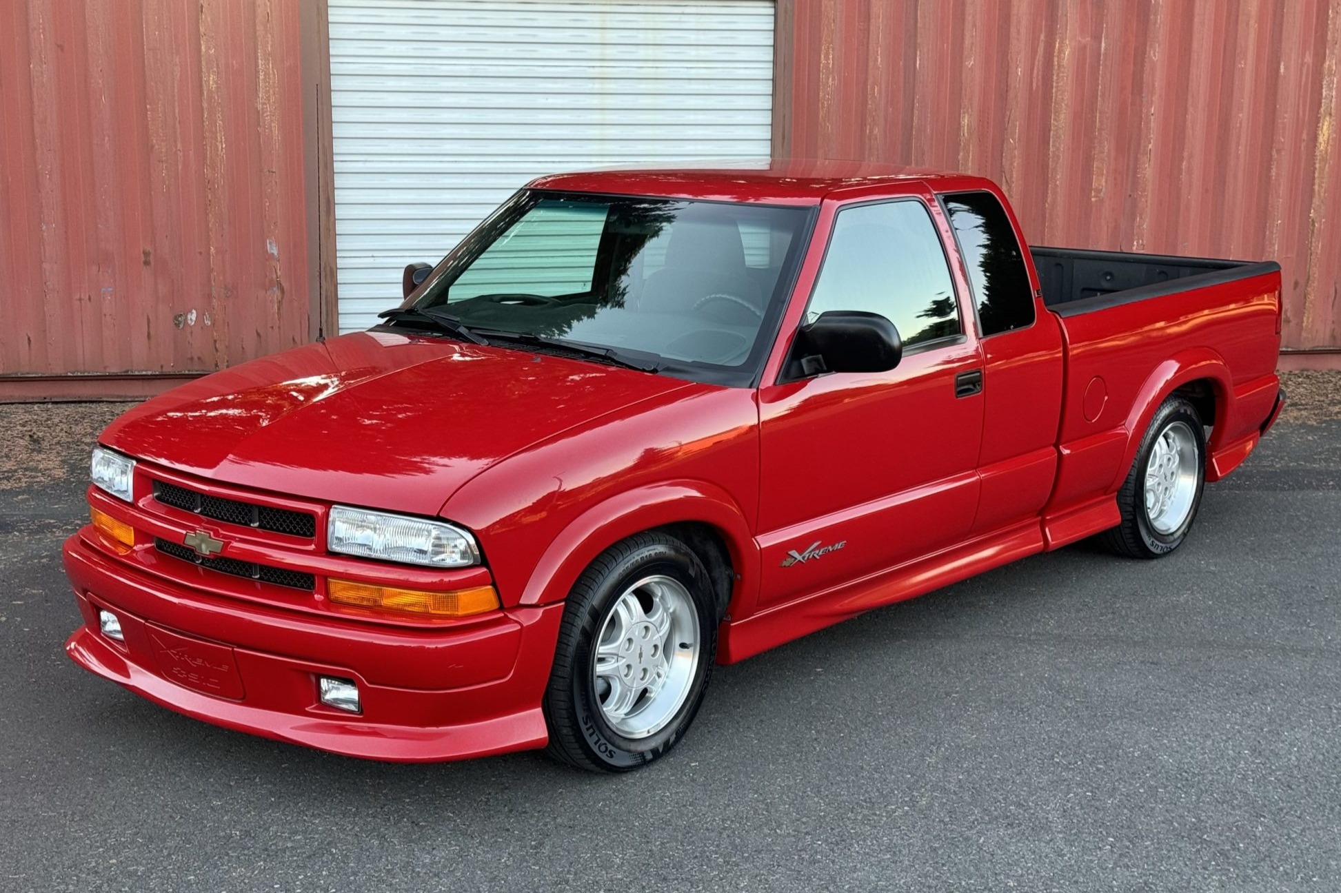 No Reserve: 23k-Mile 2001 Chevrolet S-10 LS Xtreme Extended Cab V6 for
