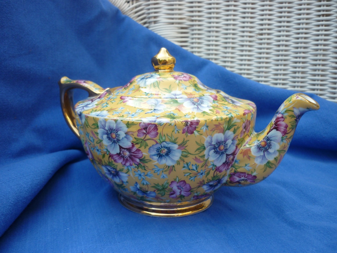 Bring Back Tea Time Sadler Yellow “Sophie Chintz” Tea Pot