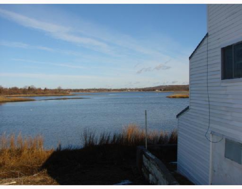 Portsmouth, RI 02871