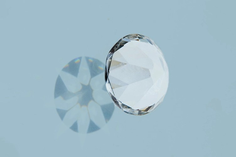 Do Lab Grown Diamonds Pass a Diamond Tester? BriteCo Jewelry Insurance