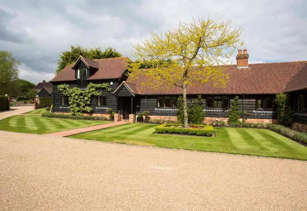 The Stunning Chobham Park Estate British Country Homes