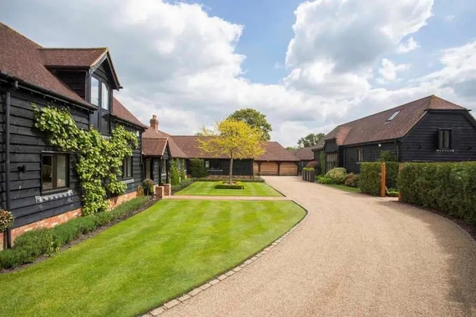 The Stunning Chobham Park Estate British Country Homes