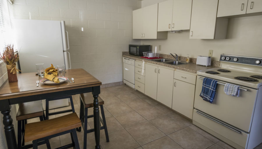 2016kitchenslideshow The Brittany Apartments