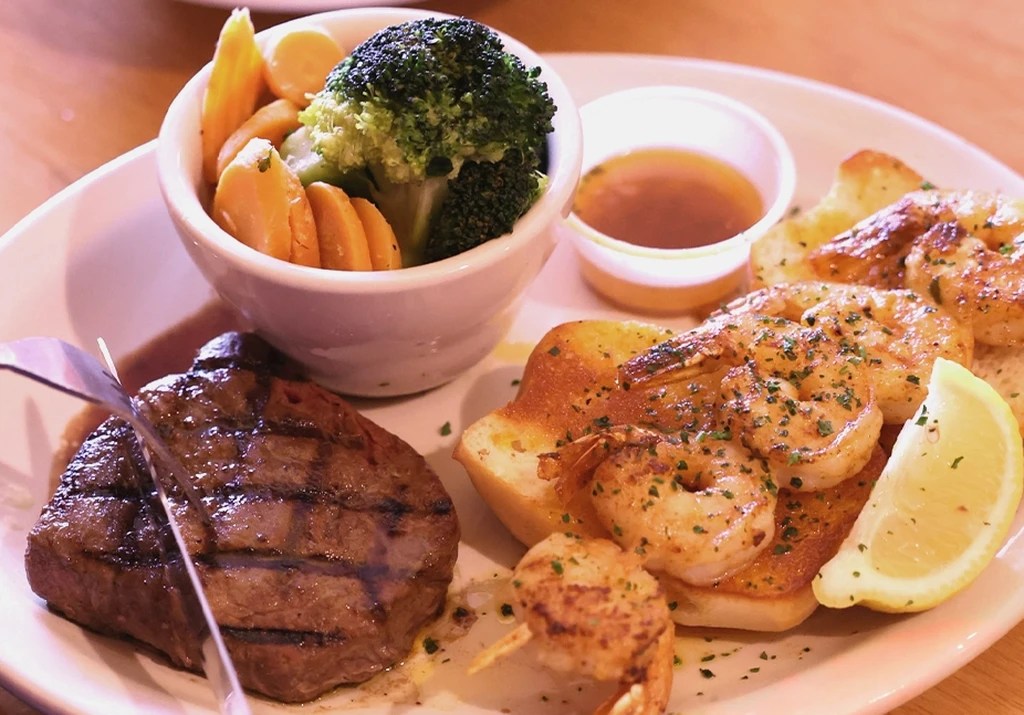 Texas Roadhouse Nutrition Facts For All Menu (2023)