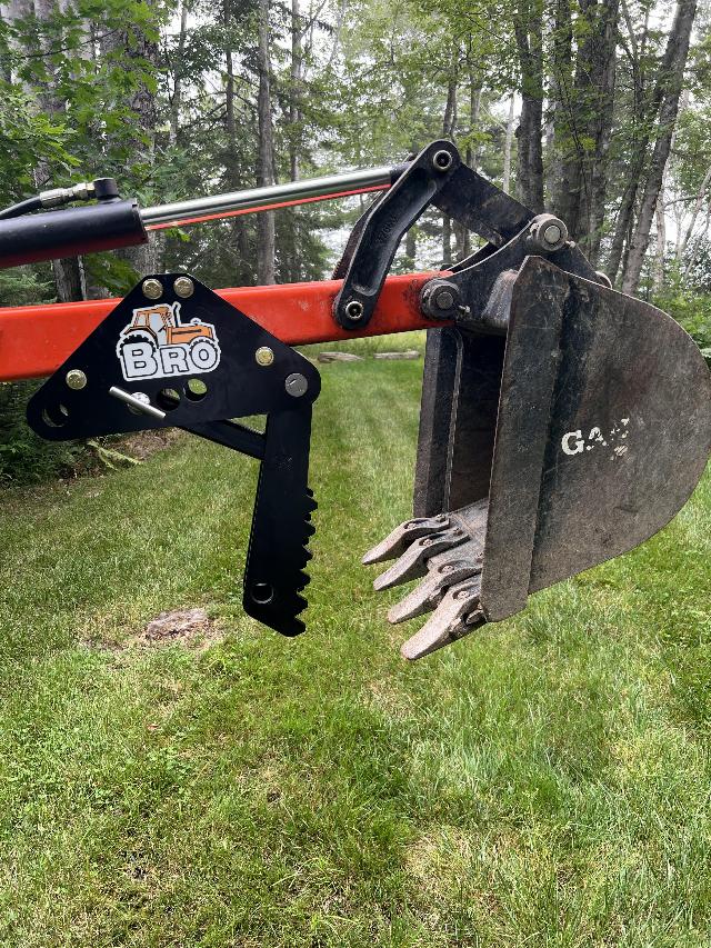 Brotek Woods Equipment Thumb Backhoe BH7500 Thumb Backhoe BH7500