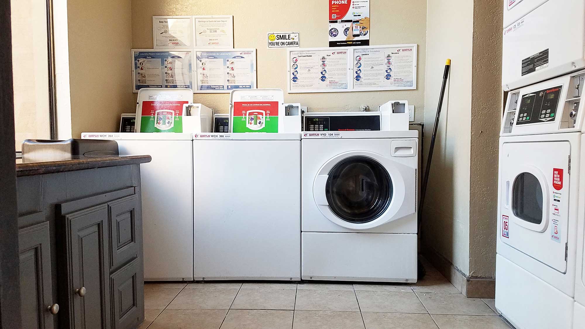 Broadway Apartments & Townhomes Photo Gallery and Floor Plans