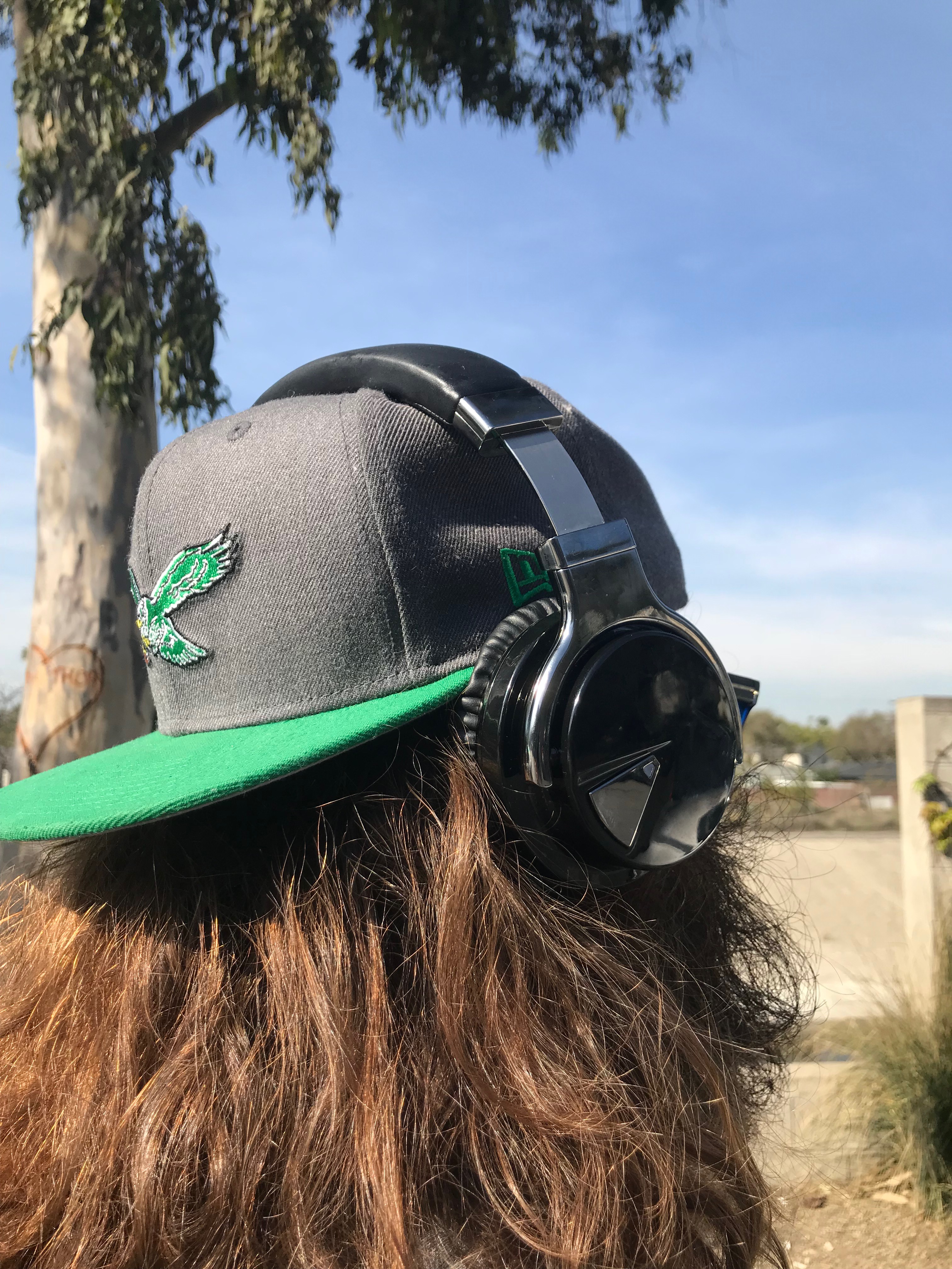 The Best Wireless, NoiseCancelling Headphones On Amazon