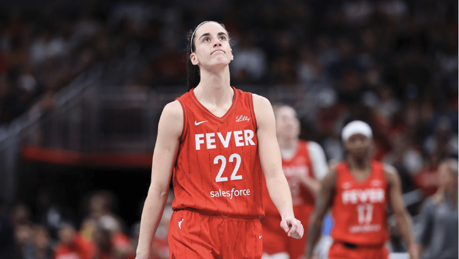 Caitlin Clark's Teammate Misses Two WideOpen Layups After Clark Passed