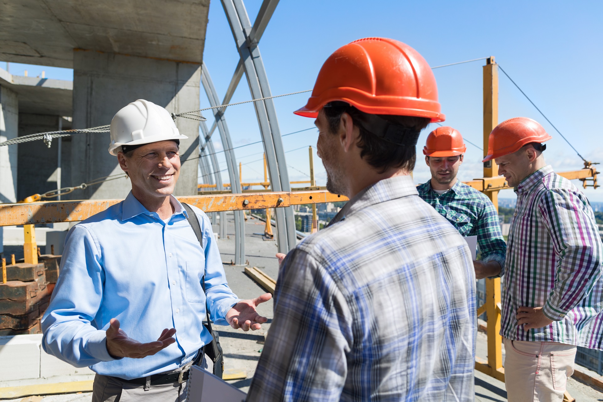 Services Broderick & Associates, Inc.