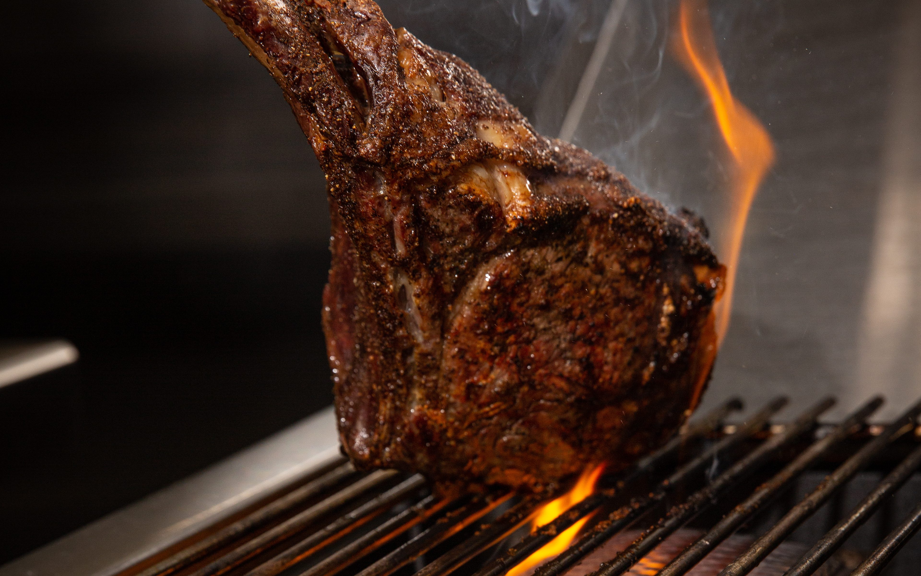 Grilling The Perfect Steak with Brett Gallaway of The SCA Broil King